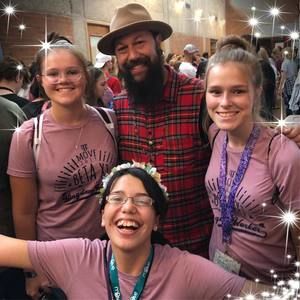 Meet your Posher, Jade